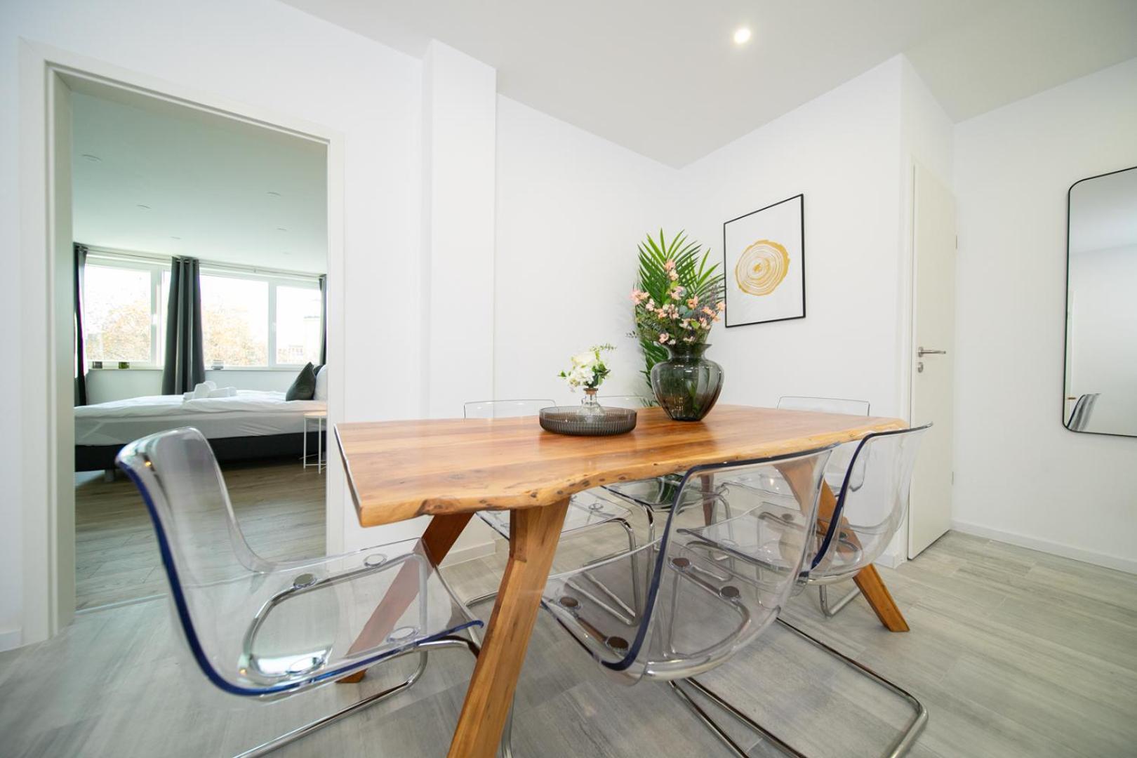 Appartement - 3 Bedroom - 6 Person Düsseldorf